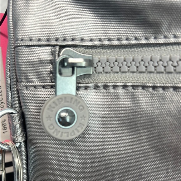 Kipling Silver Crossbody Bag with Iconic Charm “Micah” 🦍 - Picture 6 of 14